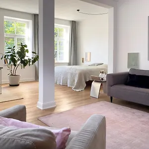 Apartment Zehuus Beletage, Köln